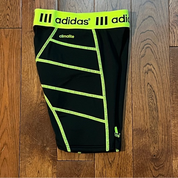 🥎 NWT Adidas Softball Slider Short - Picture 4 of 5